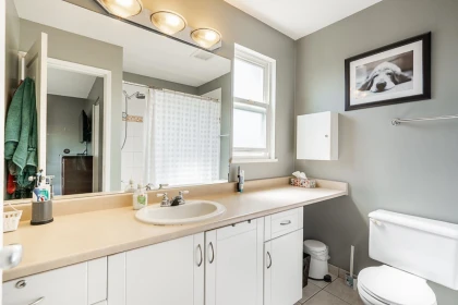 Hallway Photo of 132 Star Crescent, New Westminster, BC