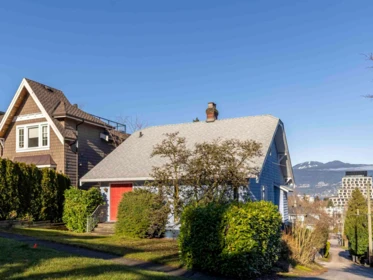 3719 W 13th Avenue, Vancouver, BC, Vancouver — Single Family Residence for sale