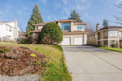486 Ocean View Drive, Gibsons, BC, Gibsons — Single Family Residence for sale