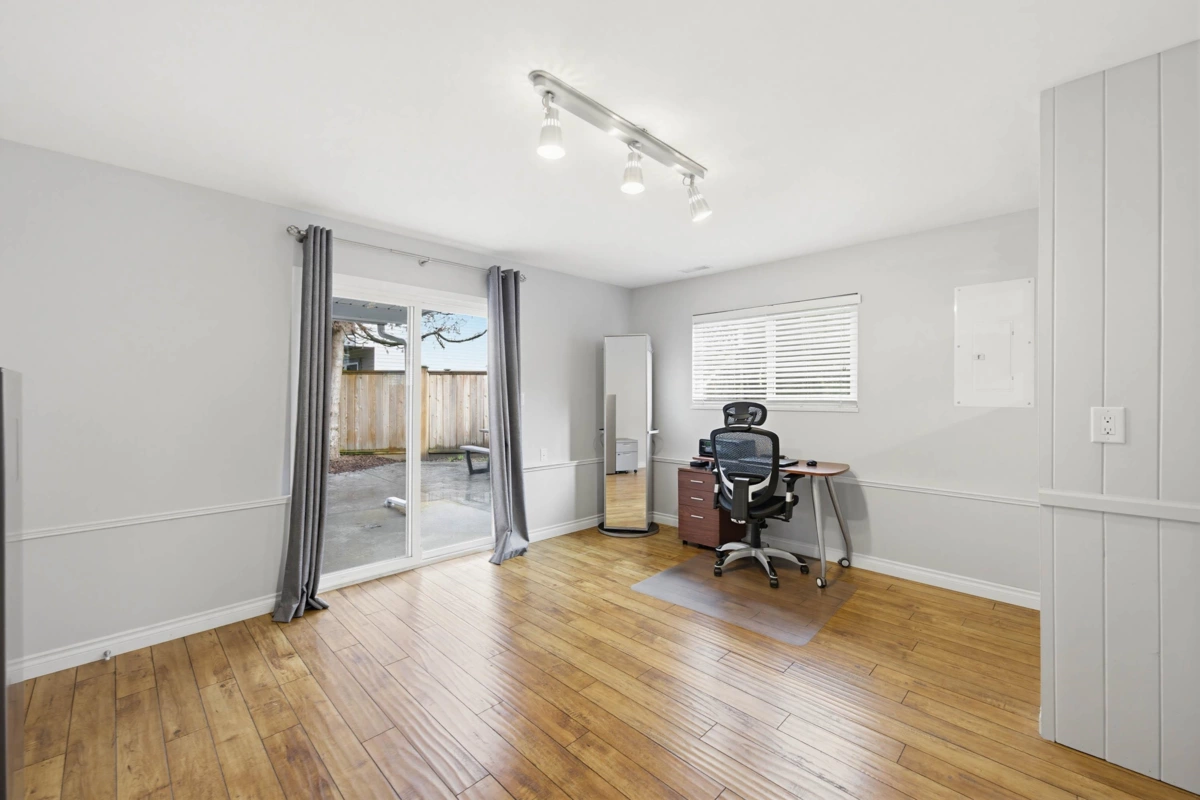 Office / Den Photo of 9490 206a Street, Langley, BC