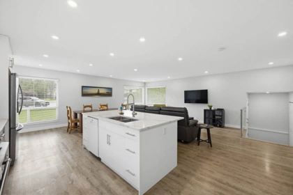 Breakfast Nook Photo of 9490 206a Street, Langley, BC