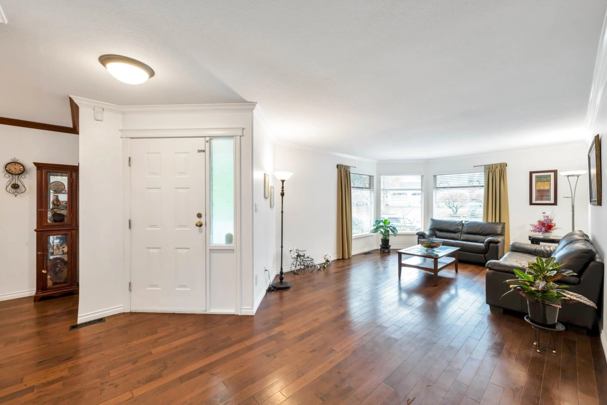 Breakfast Nook Photo of 21447 88b Avenue, Langley, BC