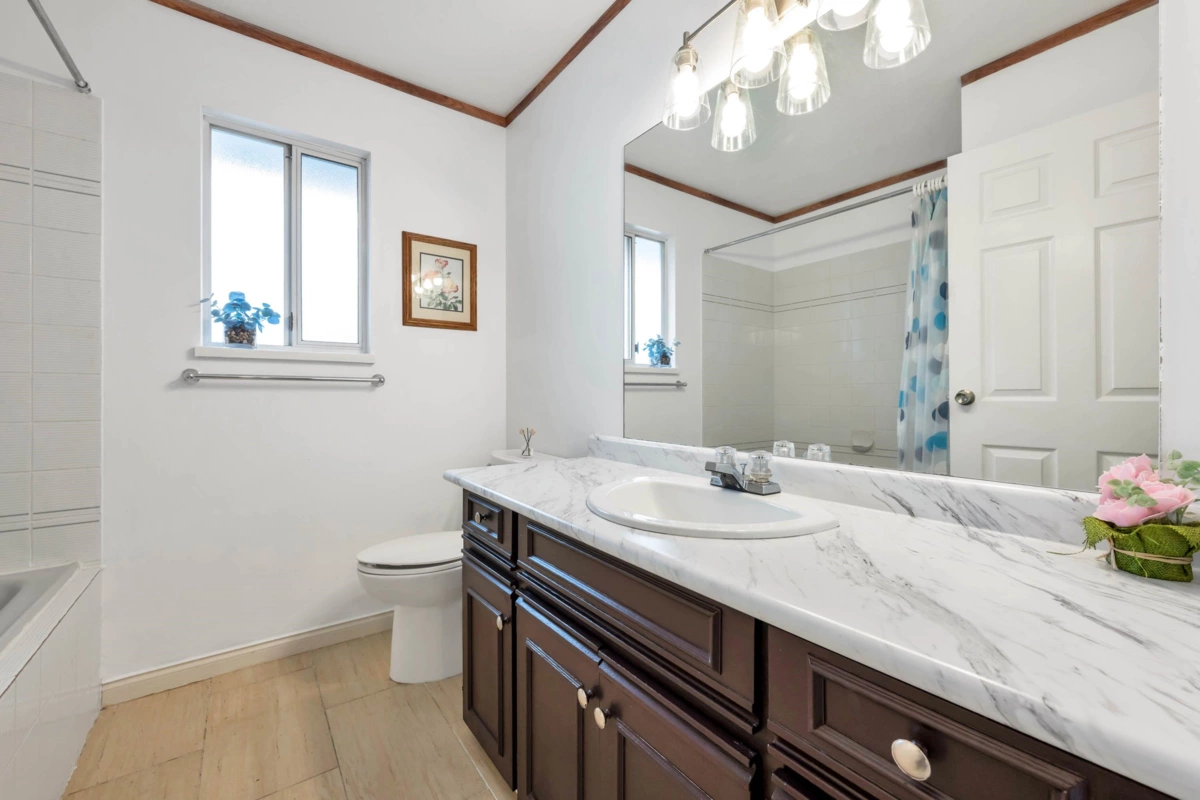 Front Yard Photo of 21447 88b Avenue, Langley, BC