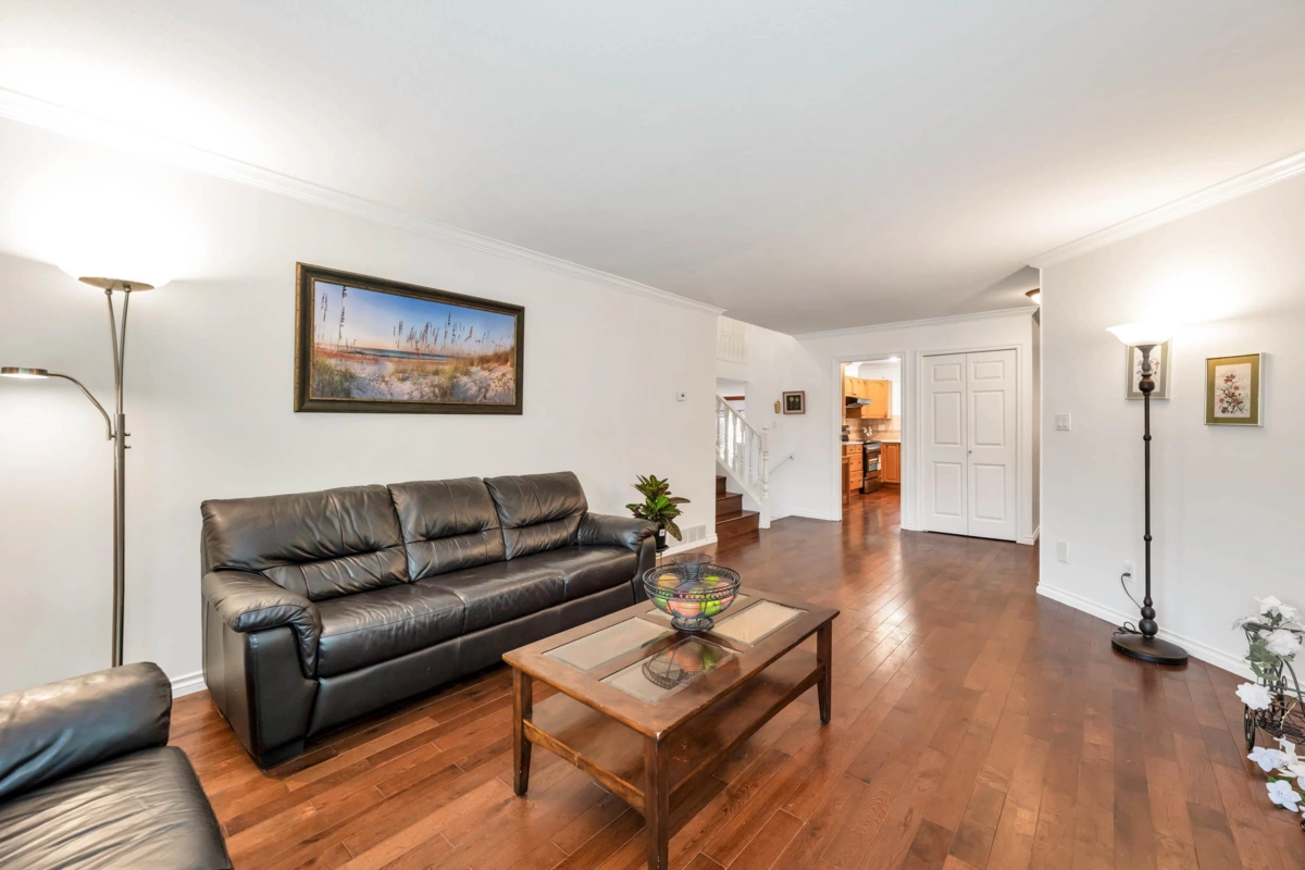 Kitchen Photo of 21447 88b Avenue, Langley, BC