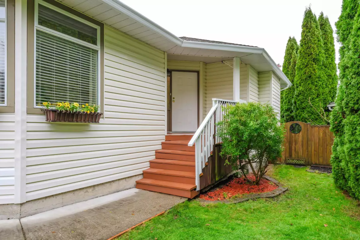 Living Room Photo of 21447 88b Avenue, Langley, BC