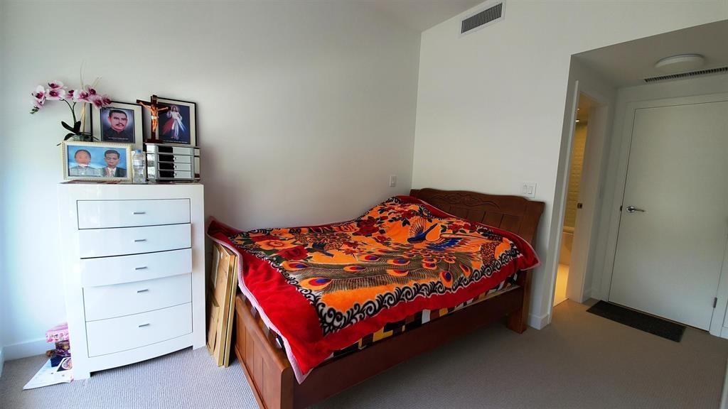 Dining Area Photo of 312 2220 Kingsway, Vancouver, BC