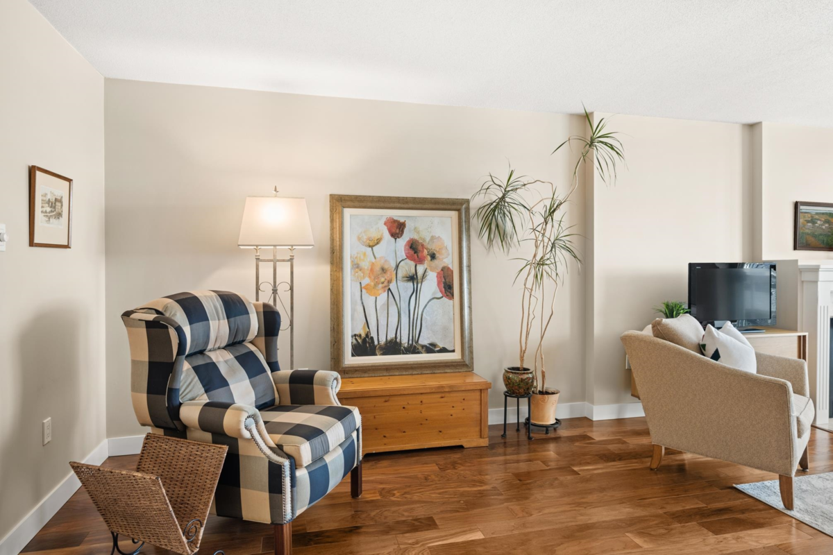 Family Room Photo of 1105 1235 Quayside Drive, New Westminster, BC