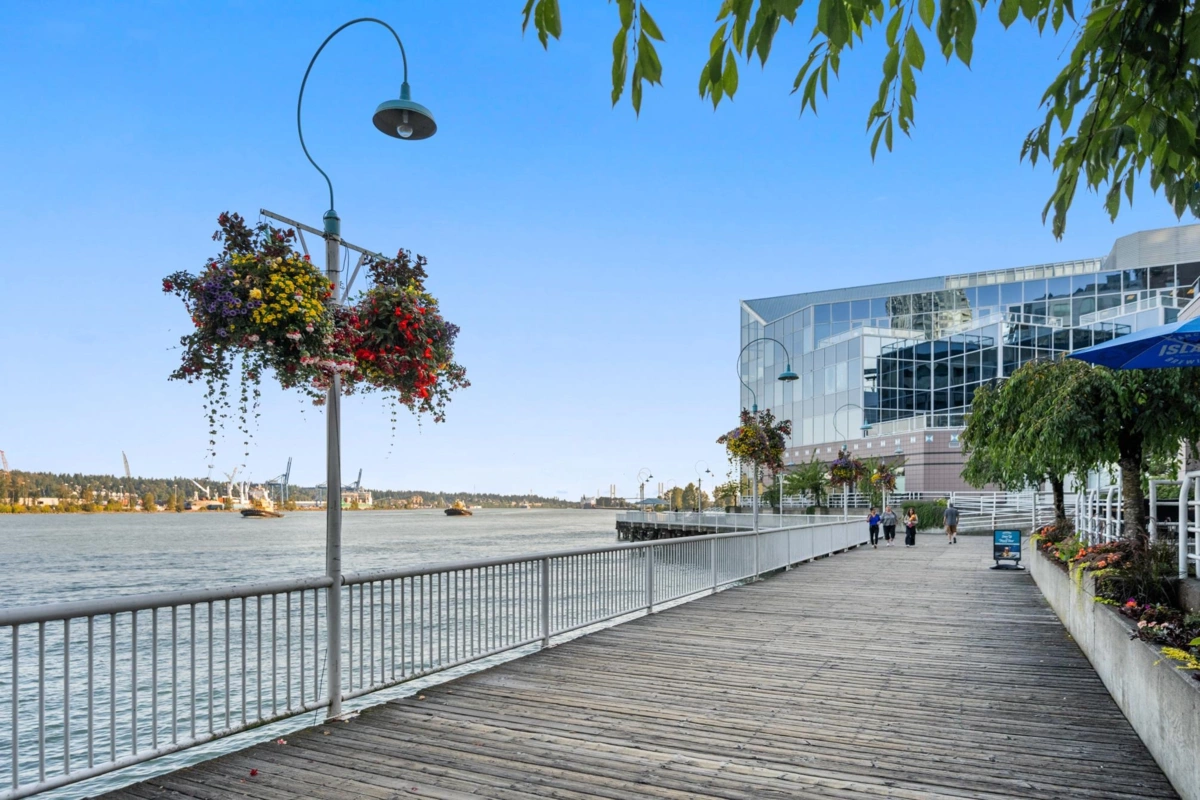 Outdoor Deck Photo of 1105 1235 Quayside Drive, New Westminster, BC