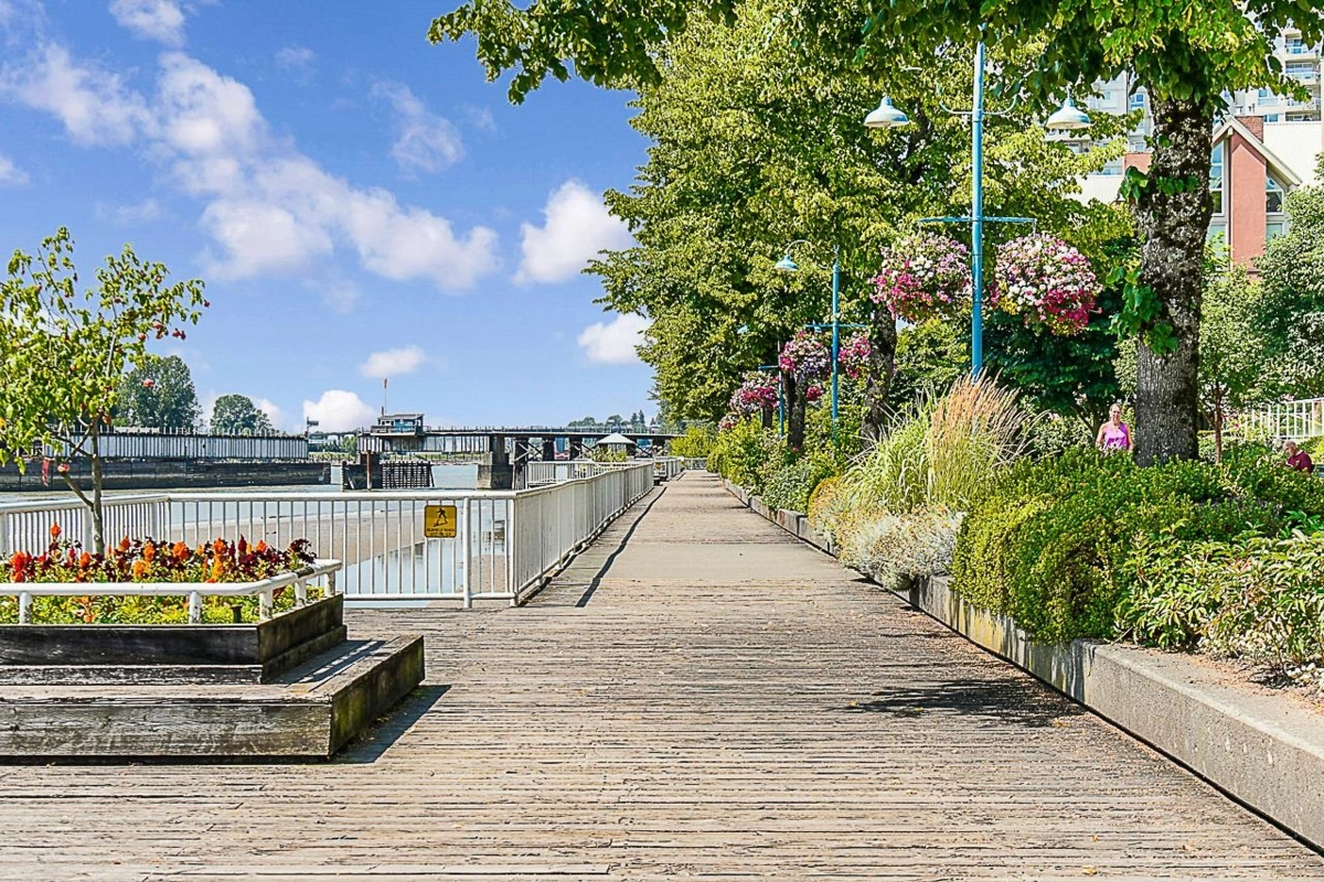 Outdoor Patio Photo of 1105 1235 Quayside Drive, New Westminster, BC