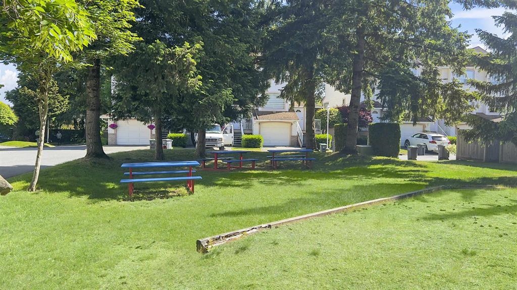 Breakfast Nook Photo of 21 7140 132 Street, Surrey, BC