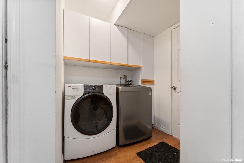 Kitchen Island Photo of 21 7140 132 Street, Surrey, BC