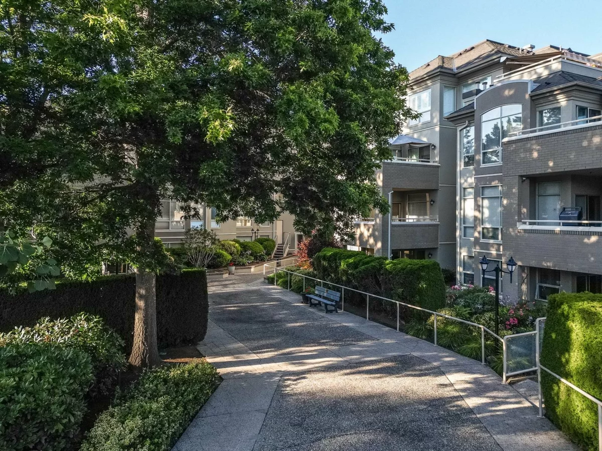 Living Room Photo of 109N 1100 56 Street, Delta, BC