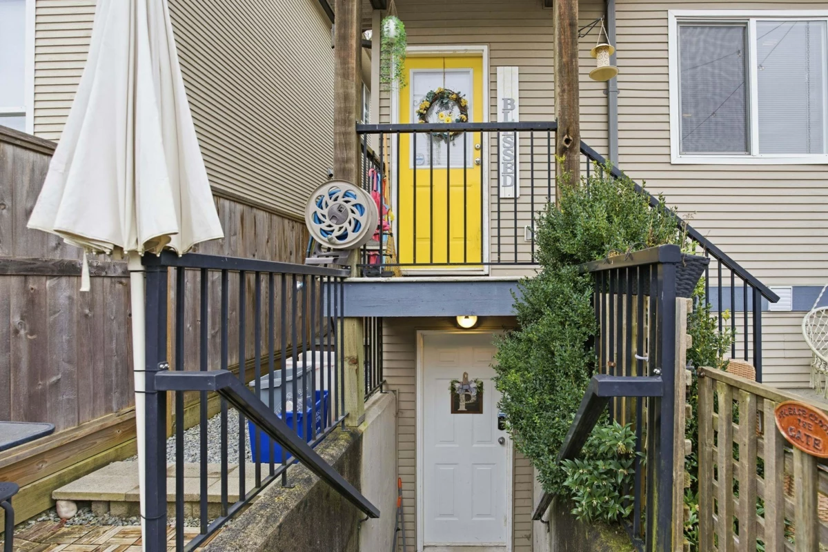 Outdoor Deck Photo of 10241 244 Street, Maple Ridge, BC