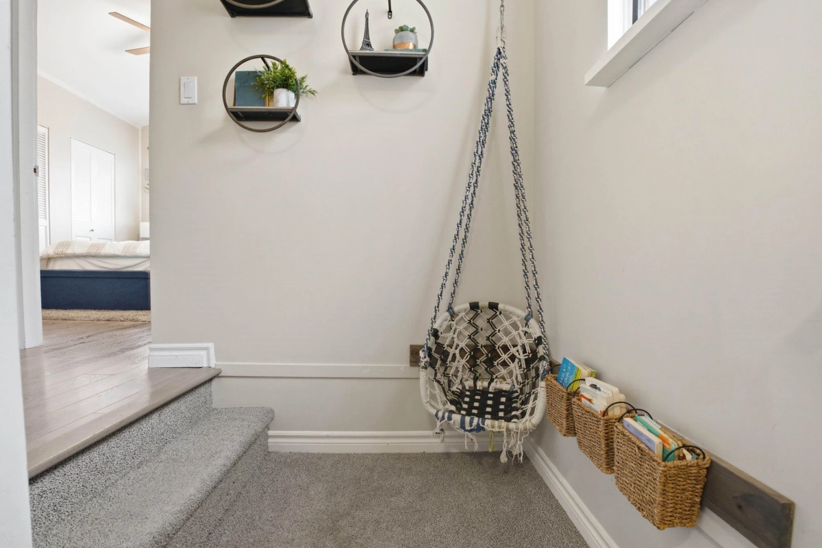 Powder Room Photo of 10241 244 Street, Maple Ridge, BC