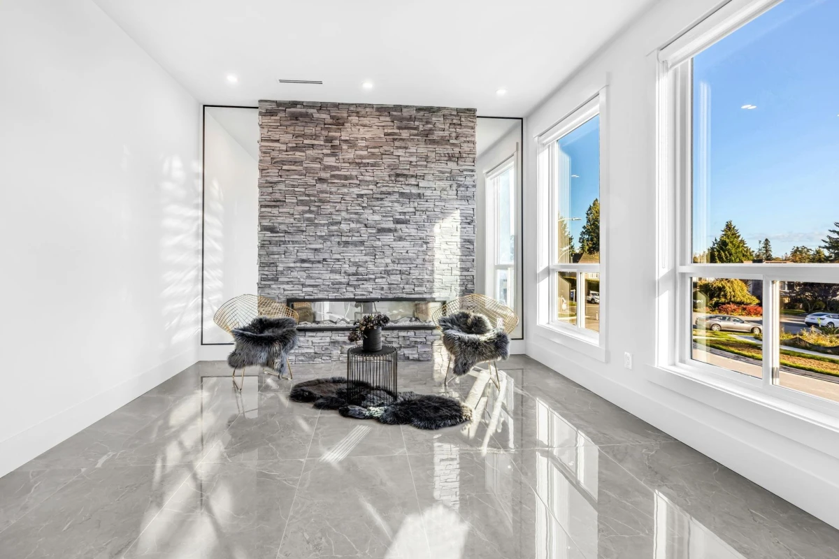 Family Room Photo of 16059 9a Avenue, Surrey, BC