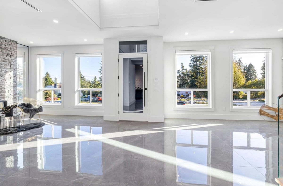 Living Room Photo of 16059 9a Ave Avenue, Surrey, BC