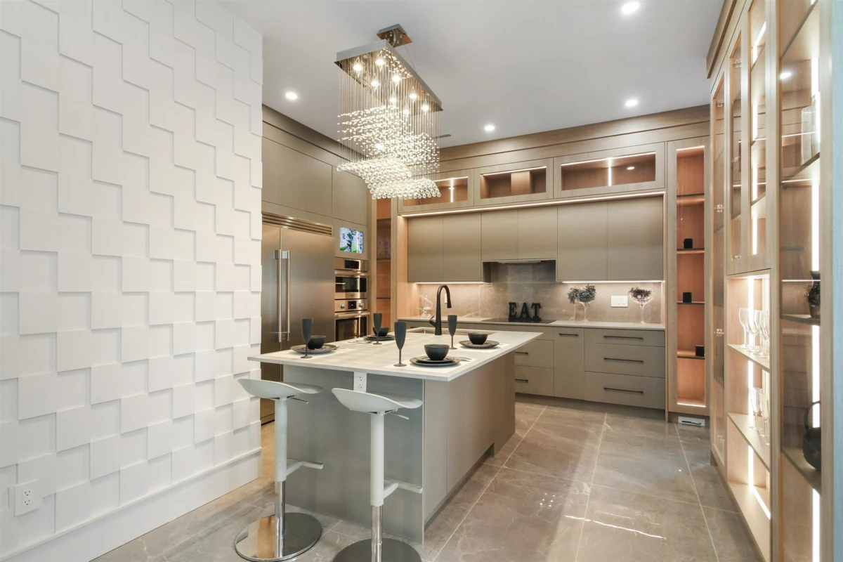 Walk-In Closet Photo of 16059 9a Ave Avenue, Surrey, BC