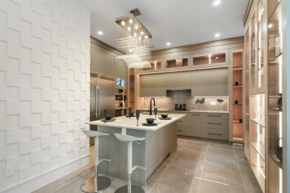 Walk-In Closet Photo of 16059 9a Avenue, Surrey, BC