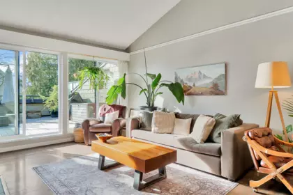 332 7055 Wilma Street, Burnaby, BC, Burnaby — Apartment/Condo for sale