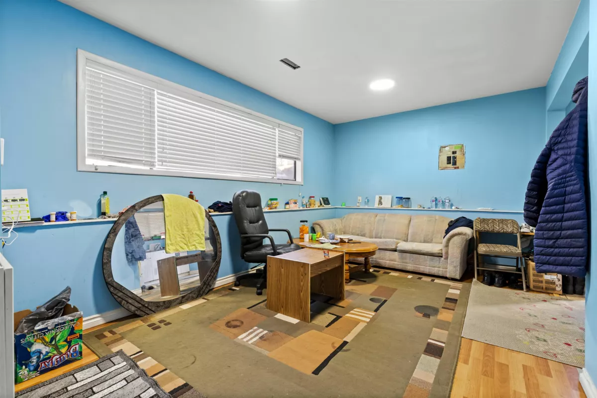 Walk-In Closet Photo of 8666 August Drive, Surrey, BC