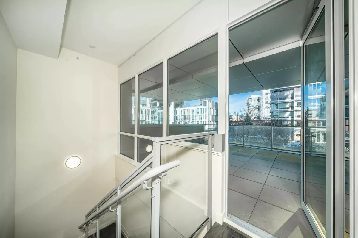 Entry Foyer Photo of TH1 6288 Cassie Avenue, Burnaby, BC