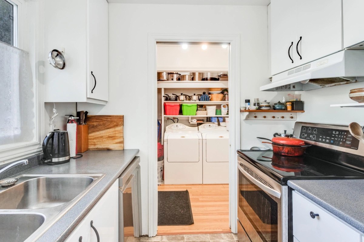 Kitchen Island Photo of 8918 Ganymede Place, Burnaby, BC