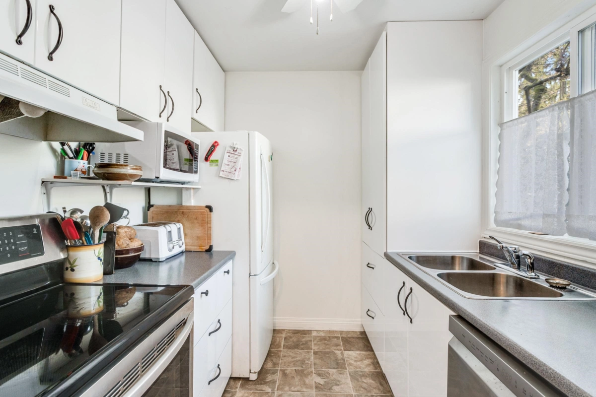 Kitchen Photo of 8918 Ganymede Place, Burnaby, BC