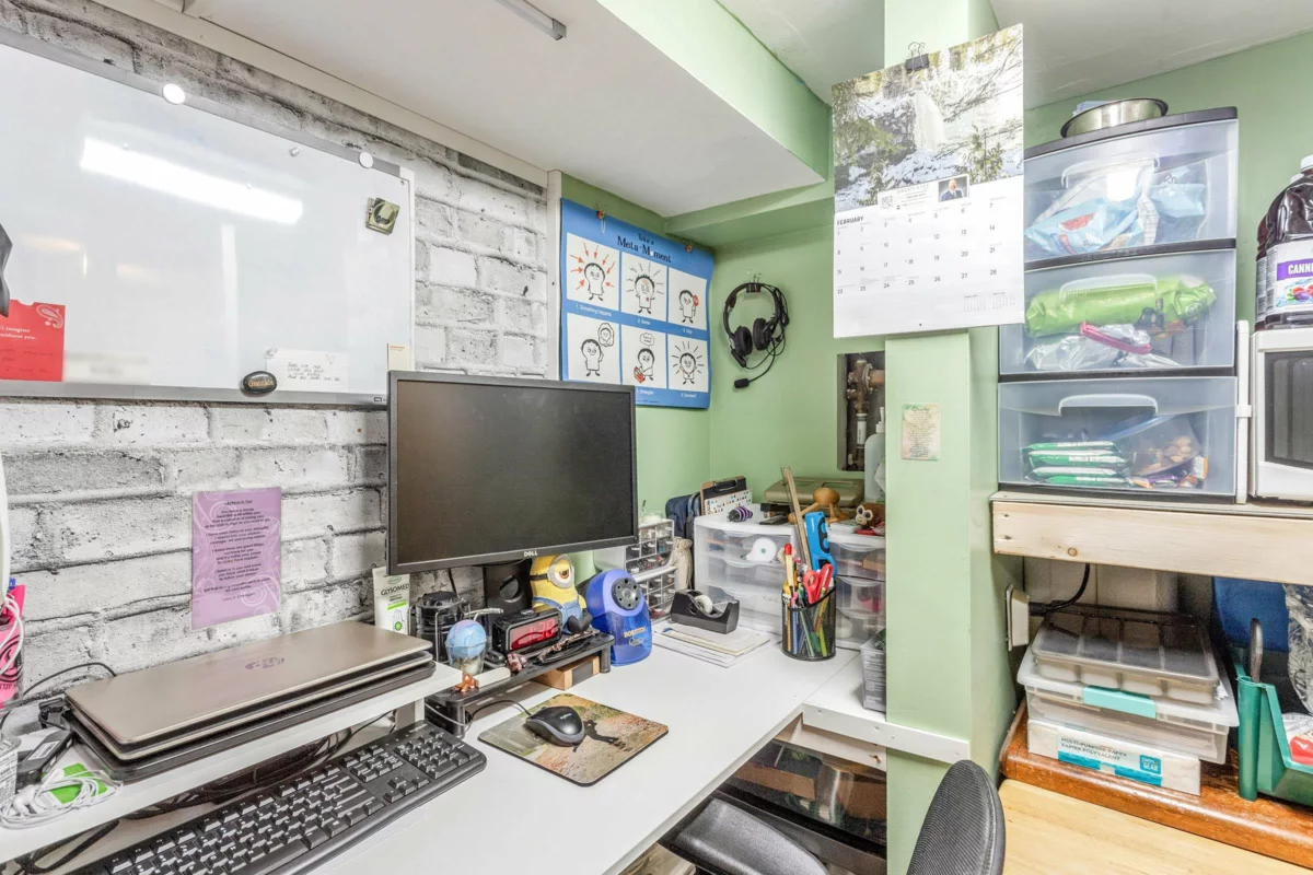 Powder Room Photo of 8918 Ganymede Place, Burnaby, BC