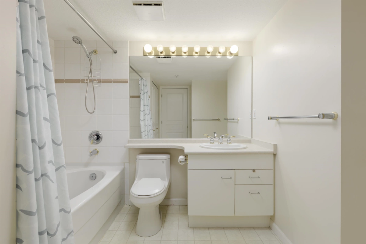 Walk-In Closet Photo of 302 1242 Town Centre Boulevard, Coquitlam, BC