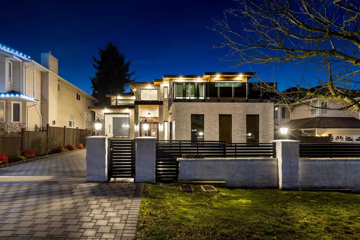 Exterior Rear Photo of 15901 88a Avenue, Surrey, BC