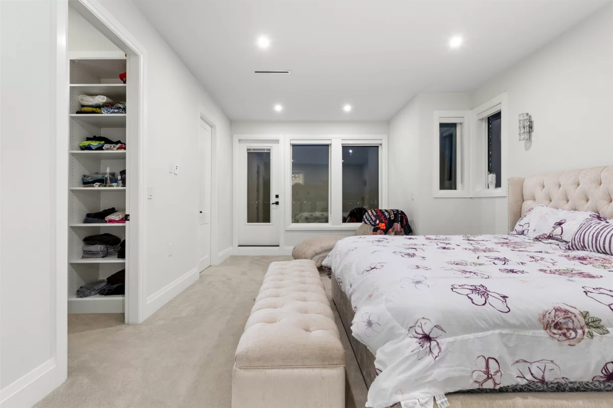 Staircase Photo of 15901 88a Avenue, Surrey, BC