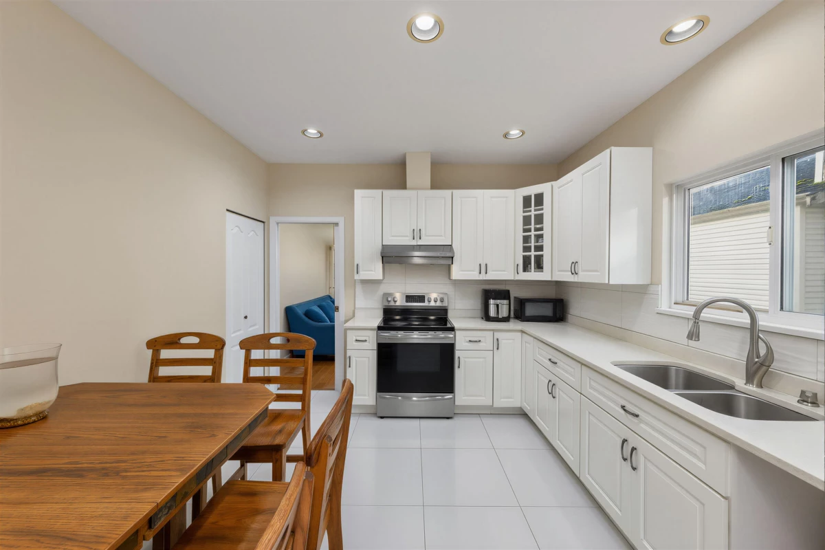 Bedroom 4 Photo of 8067 162b Street, Surrey, BC