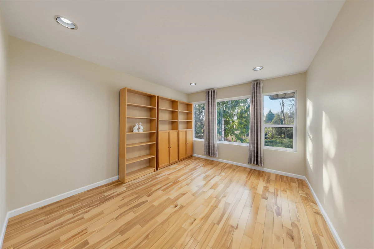 Mudroom Photo of 8067 162b Street, Surrey, BC
