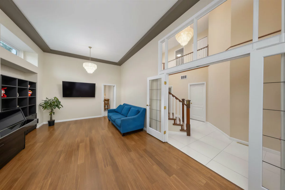 Walk-In Closet Photo of 8067 162b Street, Surrey, BC