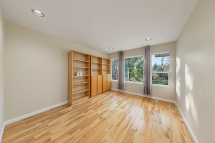 Mudroom Photo of 8067 162b Street, Surrey, BC