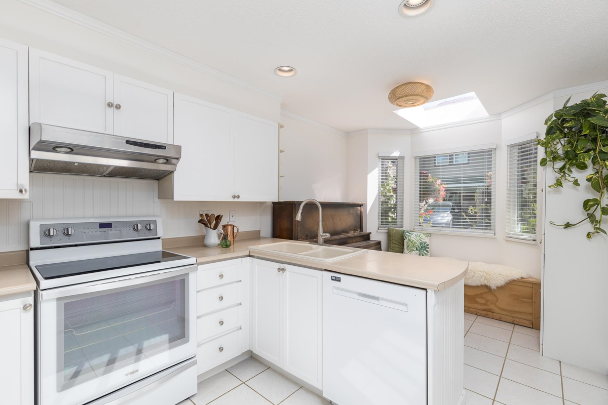 Breakfast Nook Photo of 25 12438 Brunswick Place, Richmond, BC