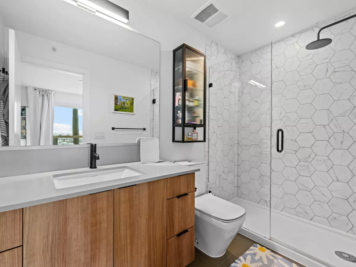 Basement Recreation Room Photo of 27 533 E 3rd Street, North Vancouver, BC