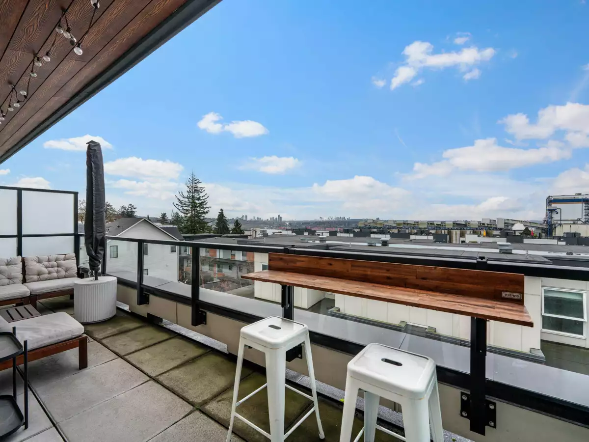 Garage Interior Photo of 27 533 E 3rd Street, North Vancouver, BC