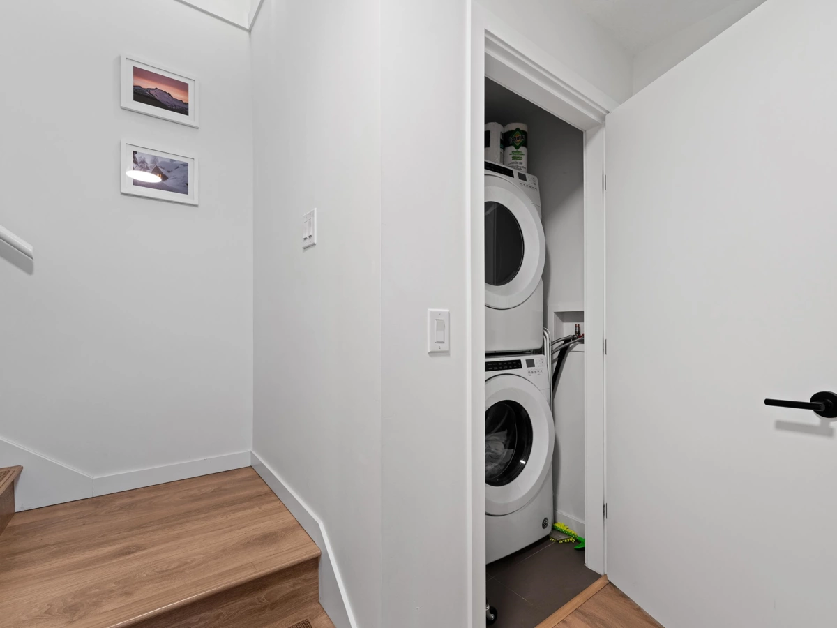 Laundry Room Photo of 27 533 E 3rd Street, North Vancouver, BC