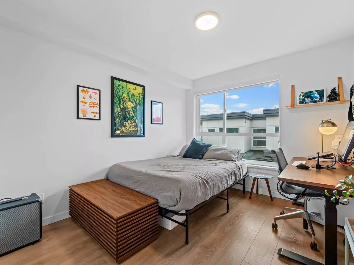 Mudroom Photo of 27 533 E 3rd Street, North Vancouver, BC