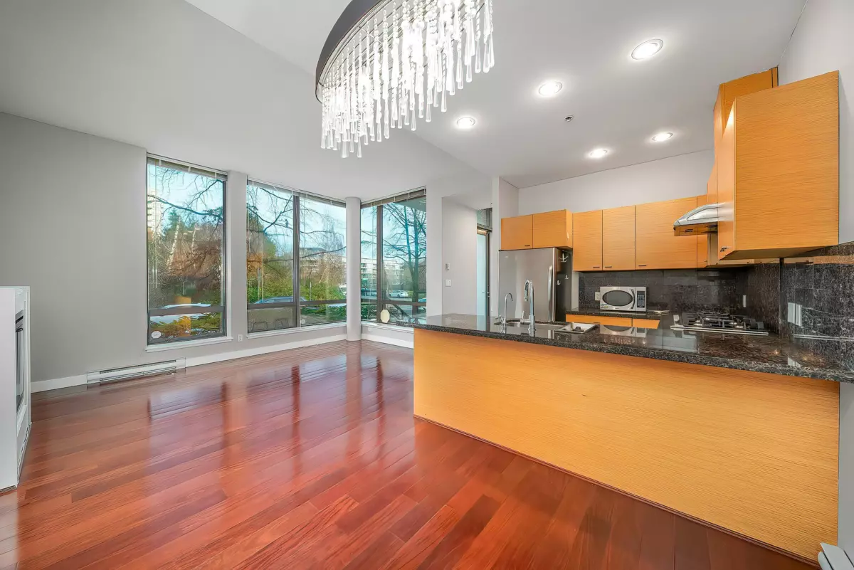 Kitchen Island Photo of 8 6333 Katsura Street, Richmond, BC