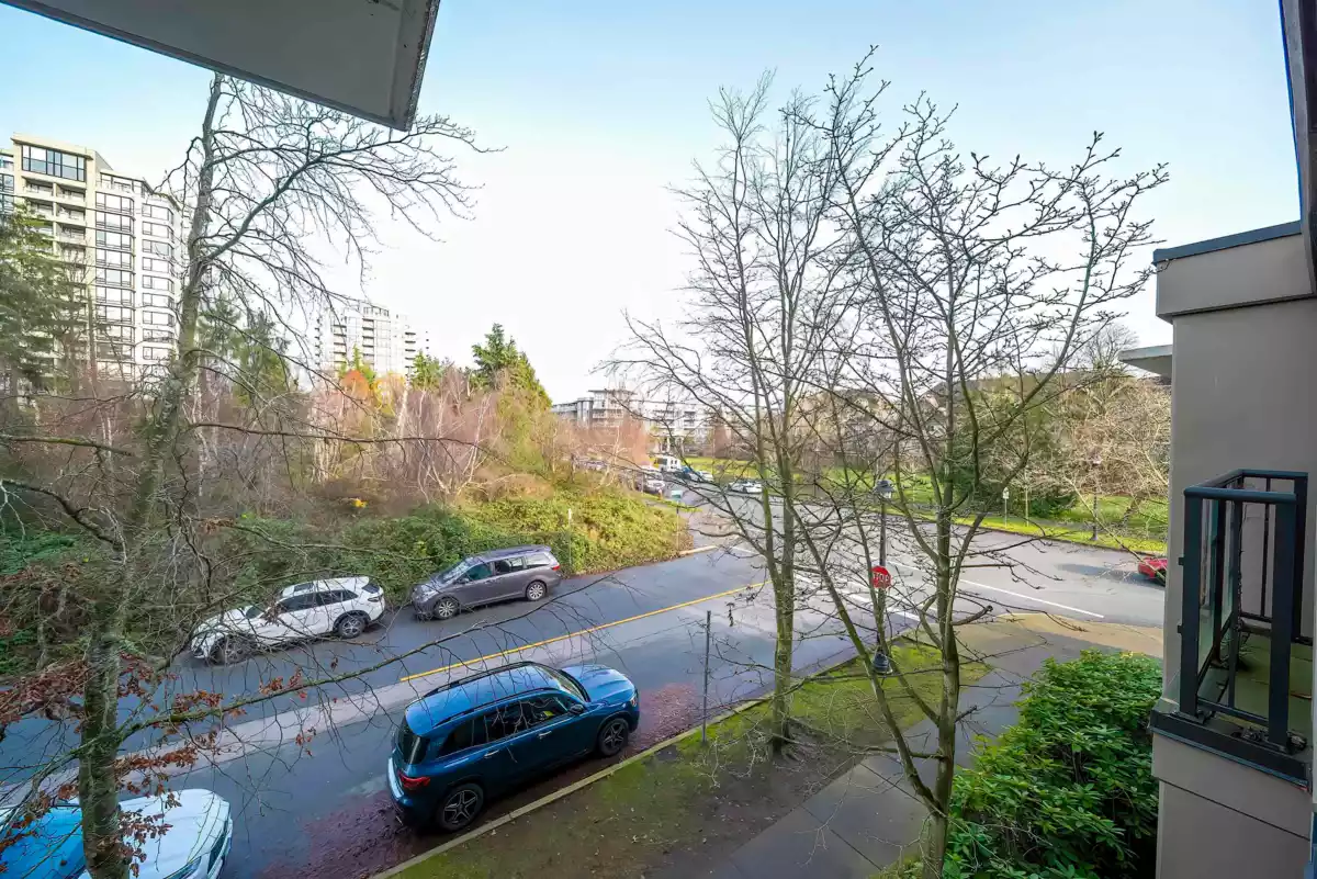 Powder Room Photo of 8 6333 Katsura Street, Richmond, BC