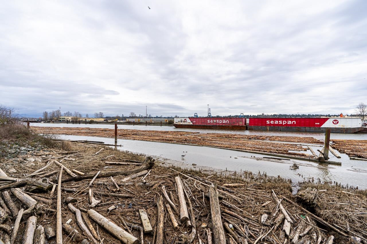 Outdoor Patio Photo of 112 250 Salter Street, New Westminster, BC