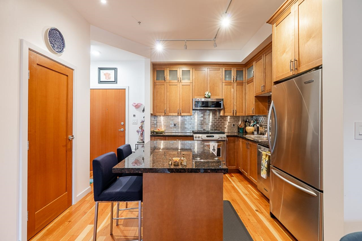 Primary Bedroom Photo of 112 250 Salter Street, New Westminster, BC