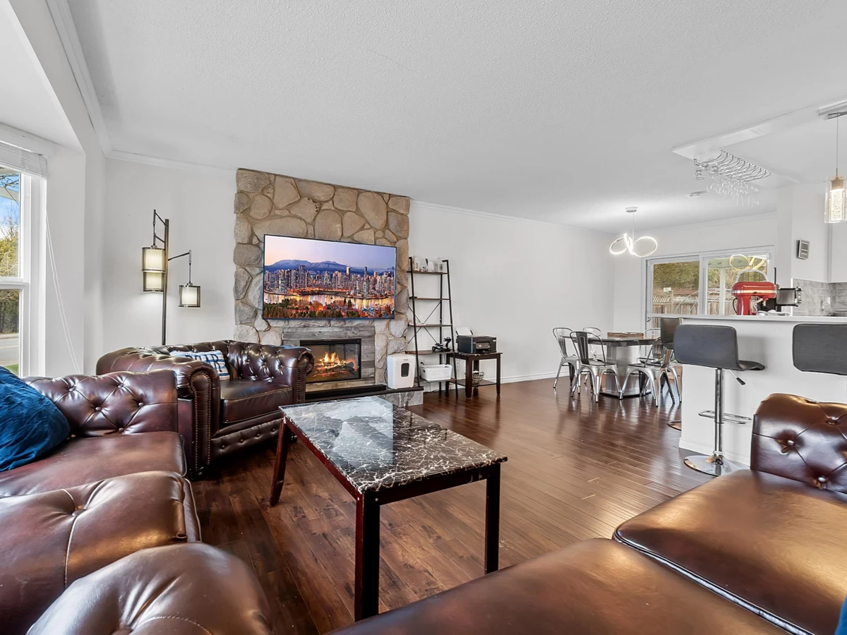 Dining Area Photo of 10746 River Road, Delta, BC