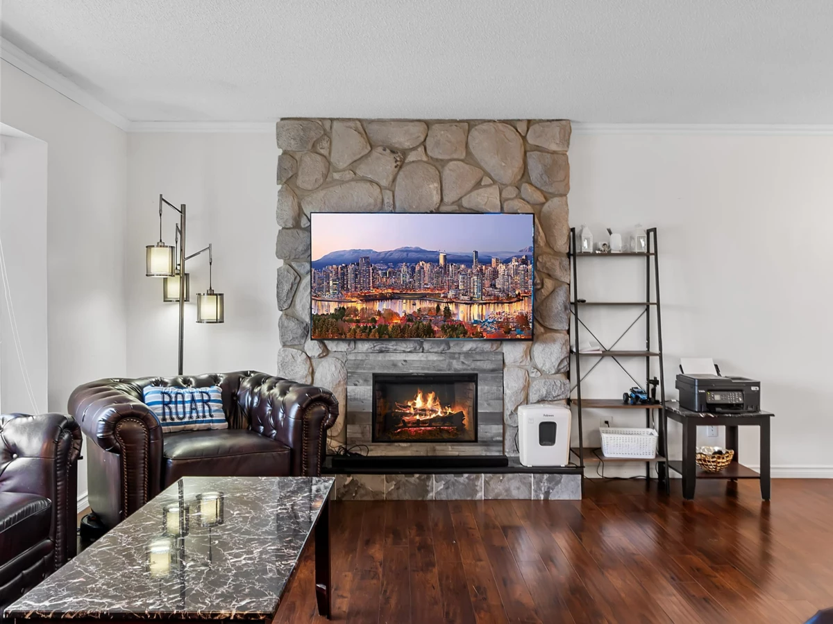 Living Room Photo of 10746 River Road, Delta, BC