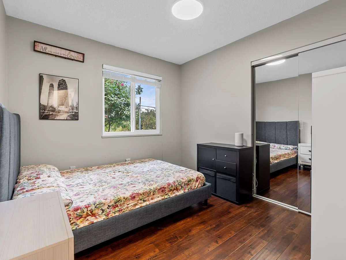 Loft / Bonus Room Photo of 10746 River Road, Delta, BC