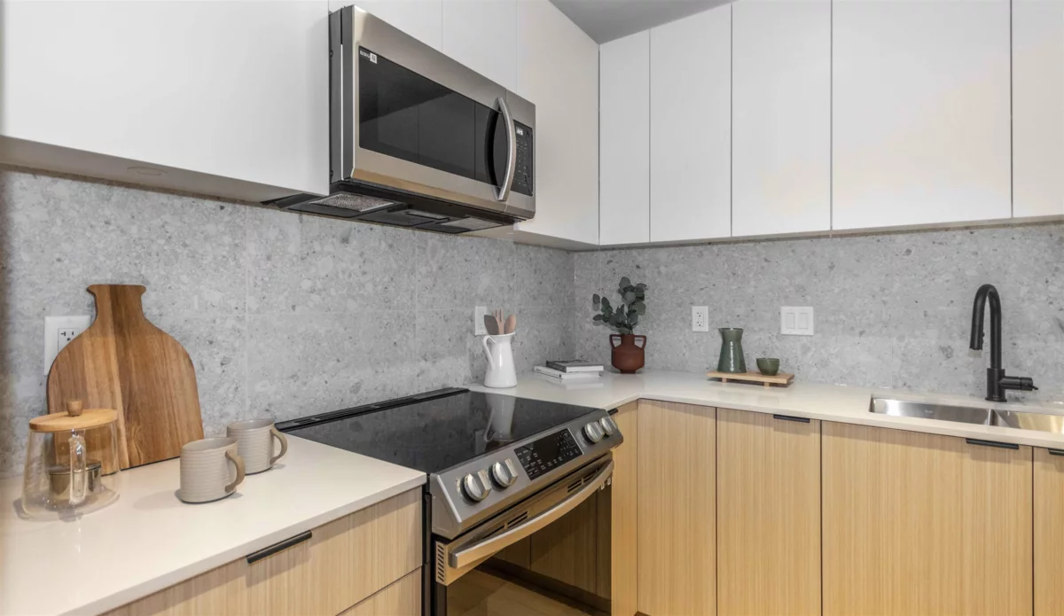 Family Room Photo of 220 13455 94a Avenue, Surrey, BC