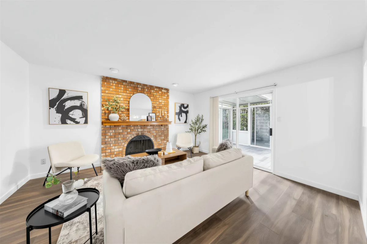 Dining Area Photo of 8691 Doulton Place, Richmond, BC