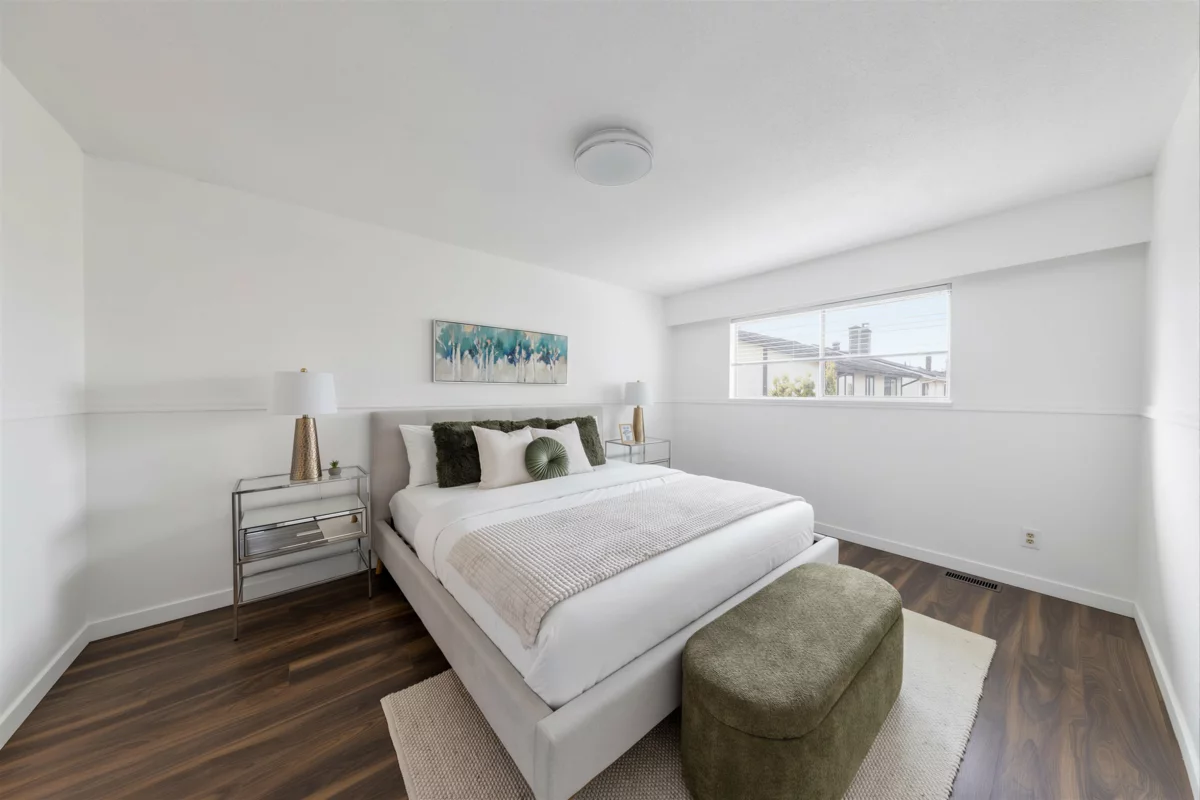 Kitchen Photo of 8691 Doulton Place, Richmond, BC